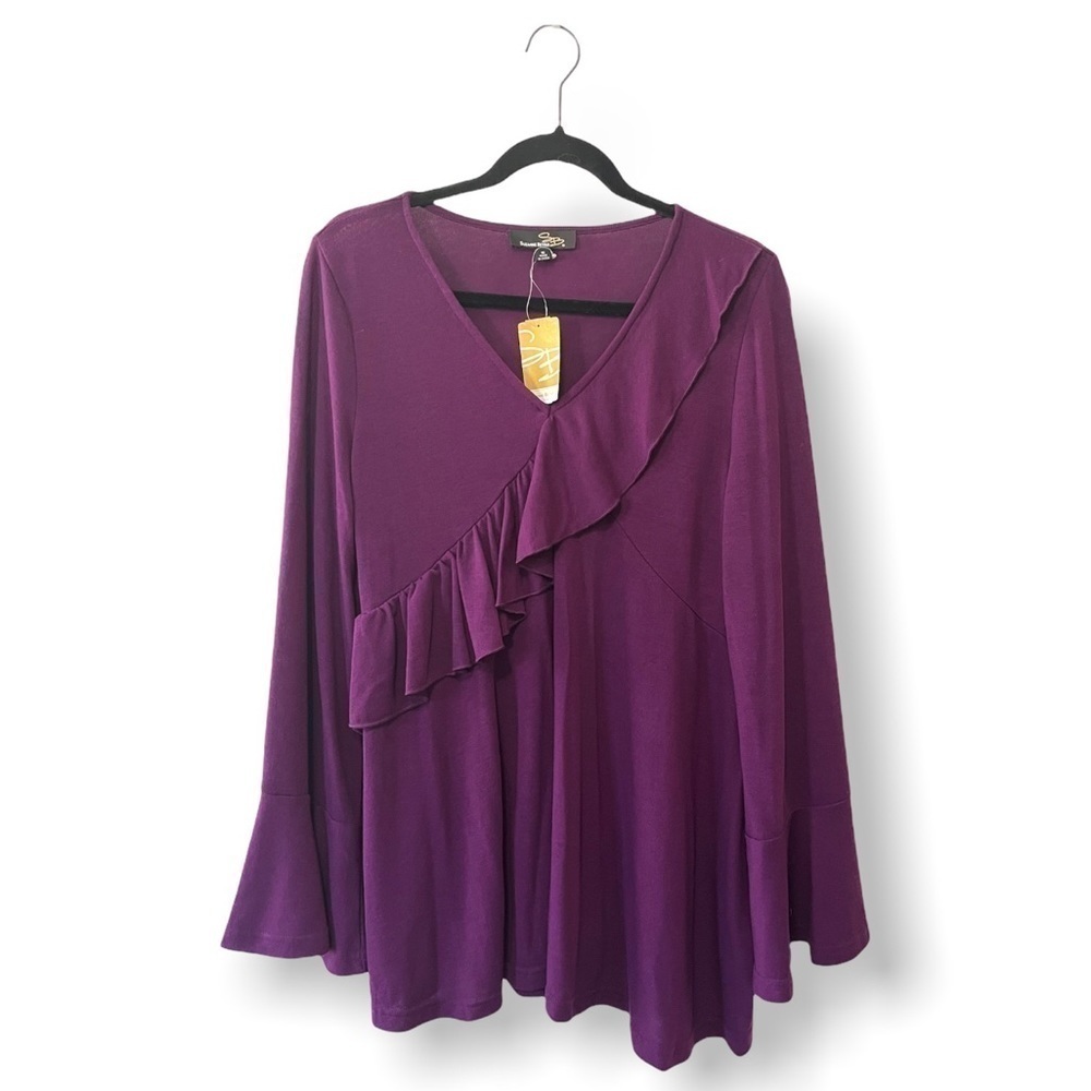 Suzanne Betro Purple V Neck Ruffled Knit Blouse NWT Sz Medium